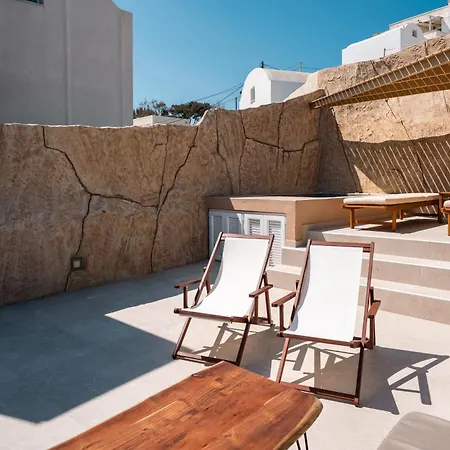 아파트 Aluna Santorini *