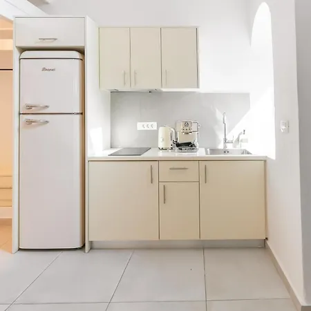 Aluna Santorini 아파트 *
