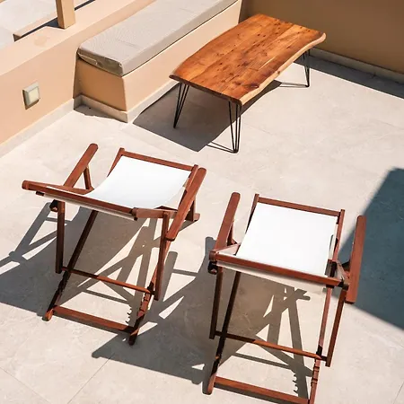아파트 Aluna Santorini
