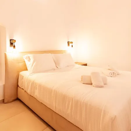 아파트 Aluna Santorini *